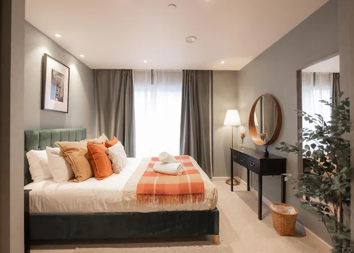 Entire 1 Bed - Number 23 - The Cosy Collection Ltd